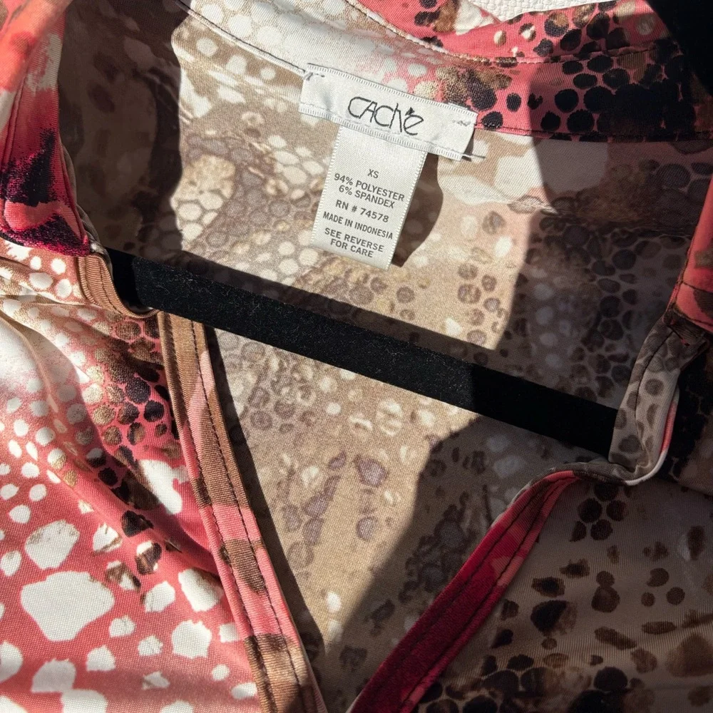 Cache Top - Picture 7 of 7